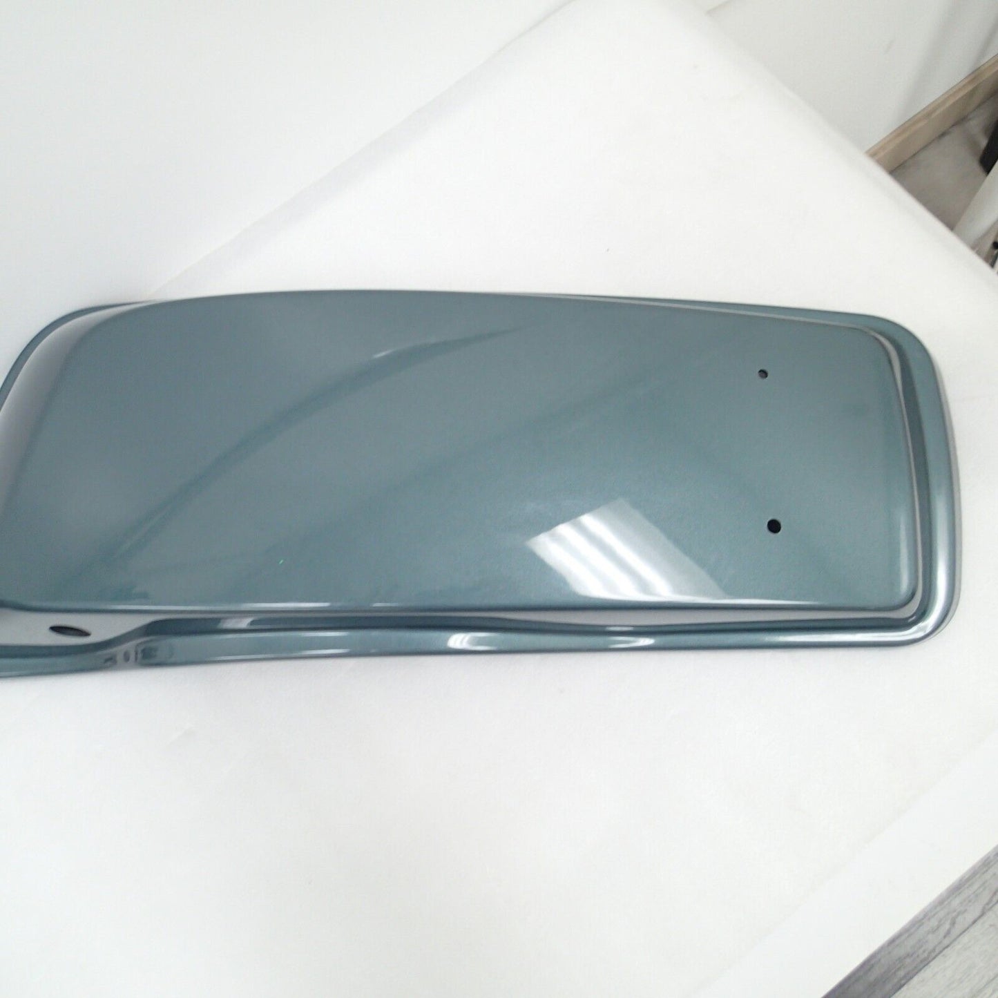 HARLEY DAVIDSON GLIDE RH Saddlebag Lid Silver Pine 90201056EOR (Holes Drilled)