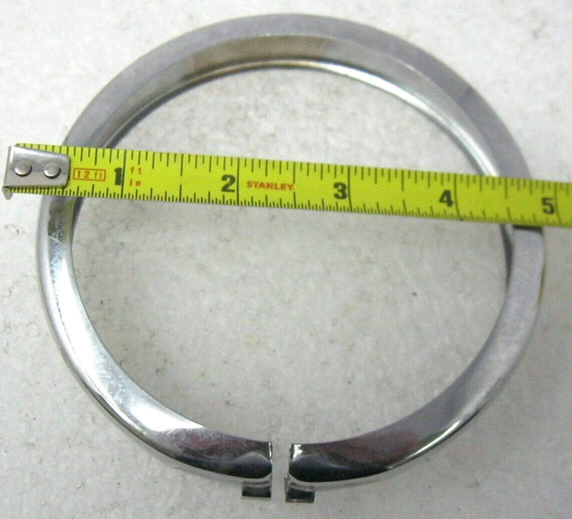 Harley-Davidson OEM 01-23 4.5" Chrome Passing Lamp FLAT-TOP  Bezel 68725-62A