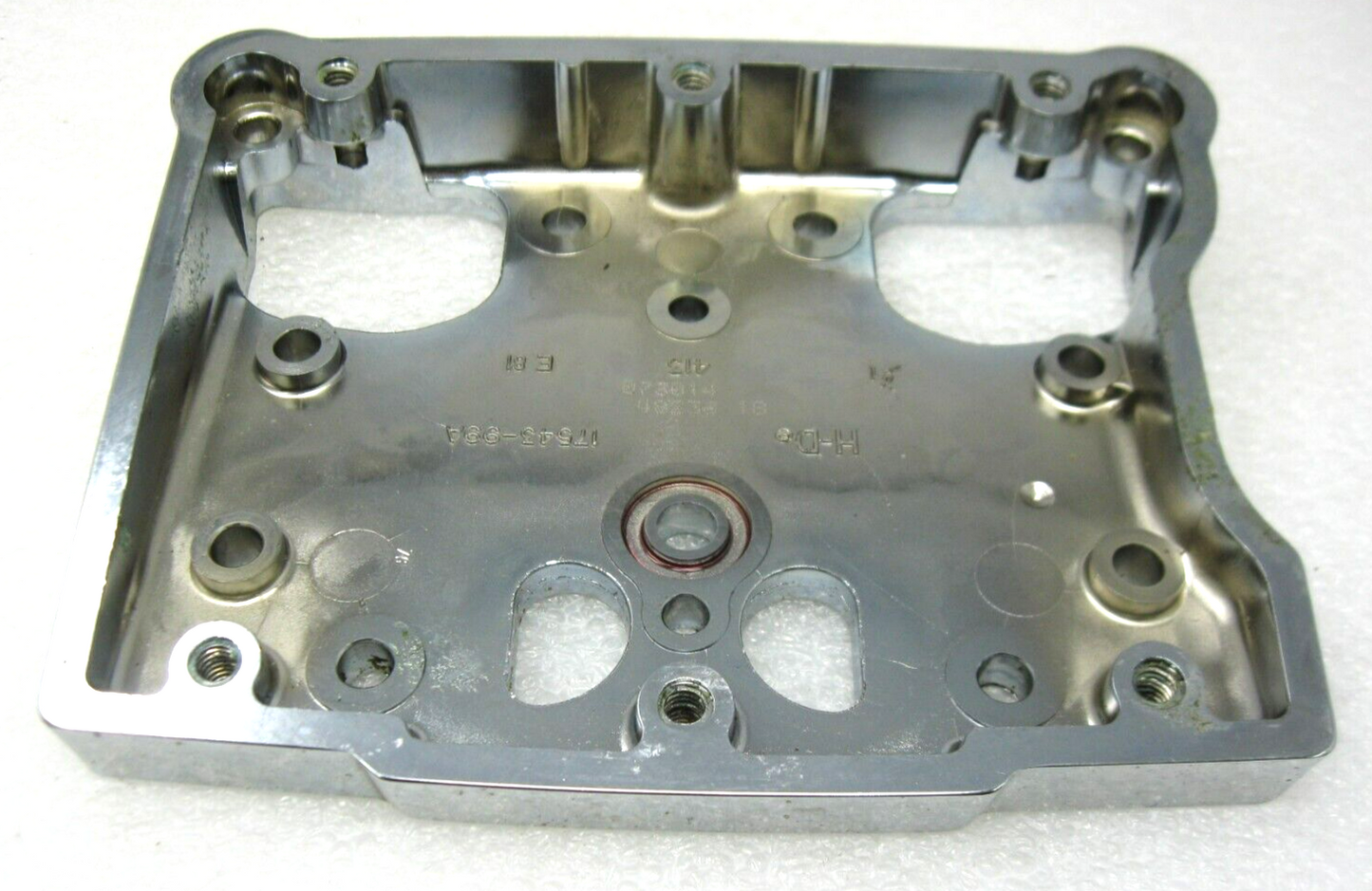 Harley-Davidson 06-17 Twin Cam Chrome Rocker Housing (Cast# 17543-99A) 17573-99A