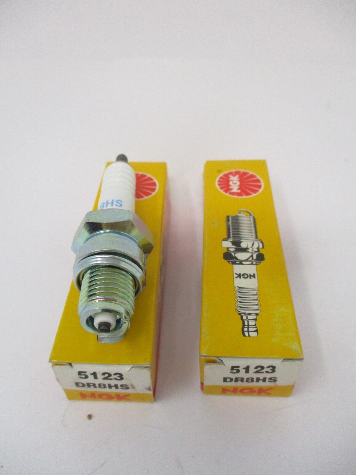 NGK SPARK PLUG DR8HS STOCK NUMBER 5123 (Single Unit)