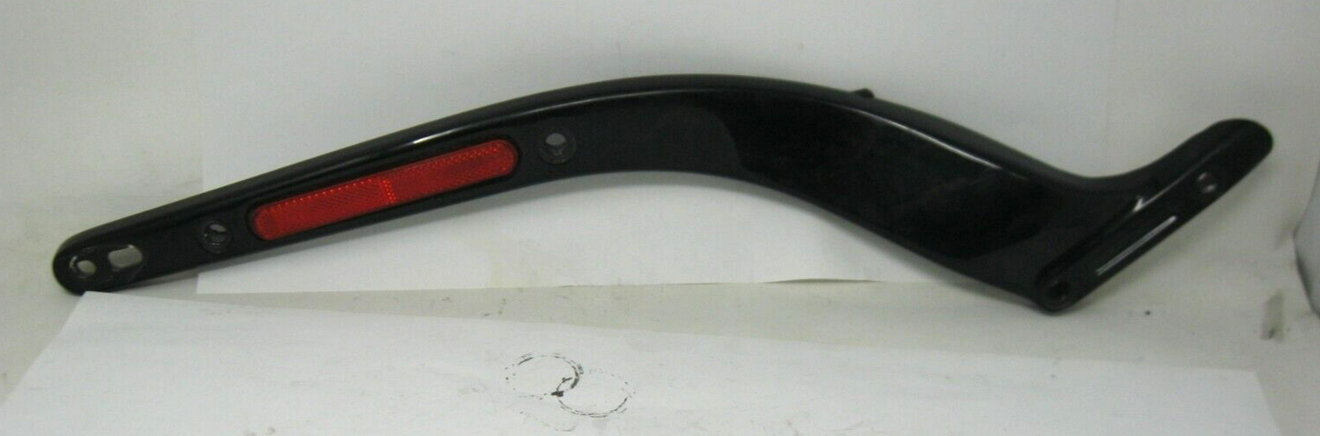 Harley-Davidson OEM 18-23 Softail RIGHT Fender Support  59500422