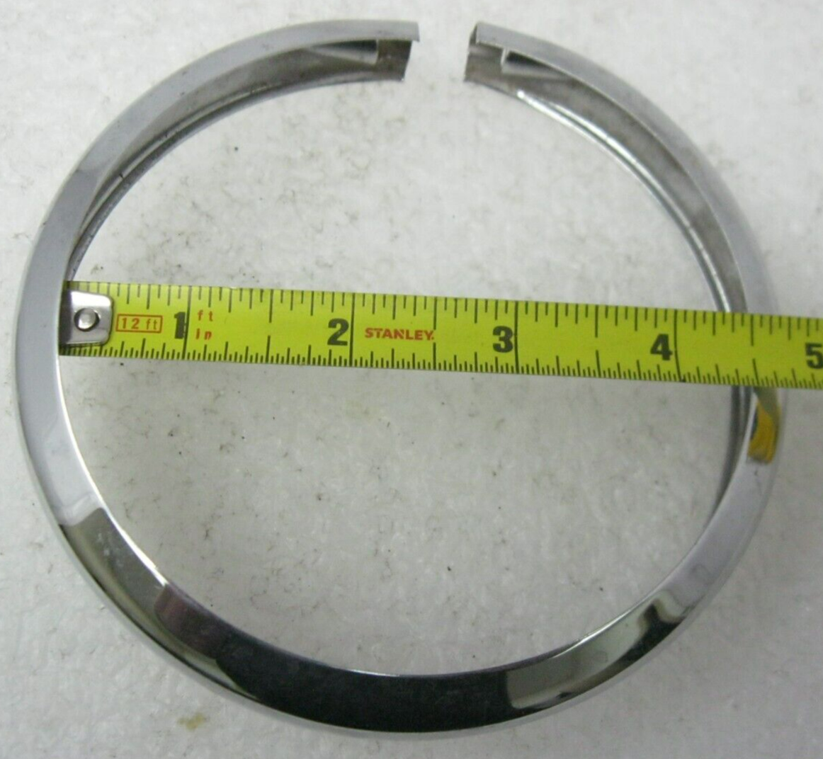 Harley-Davidson OEM 01-23 4.5" Chrome Passing Lamp BEVELED Bezel 68725-62A