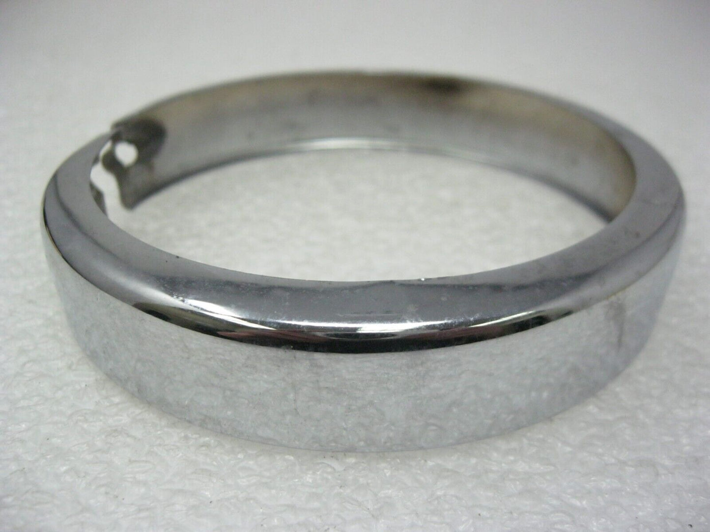 Harley-Davidson OEM 01-23 Touring Chrome Passing Lamp FLAT Bezel Ring  68725-62A