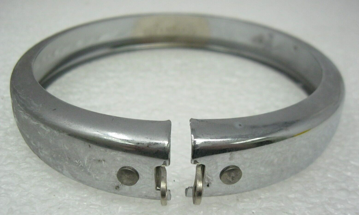Harley-Davidson OEM 83-2002 Touring 4.5" Chrome Passing Lamp Bezel 68725-62