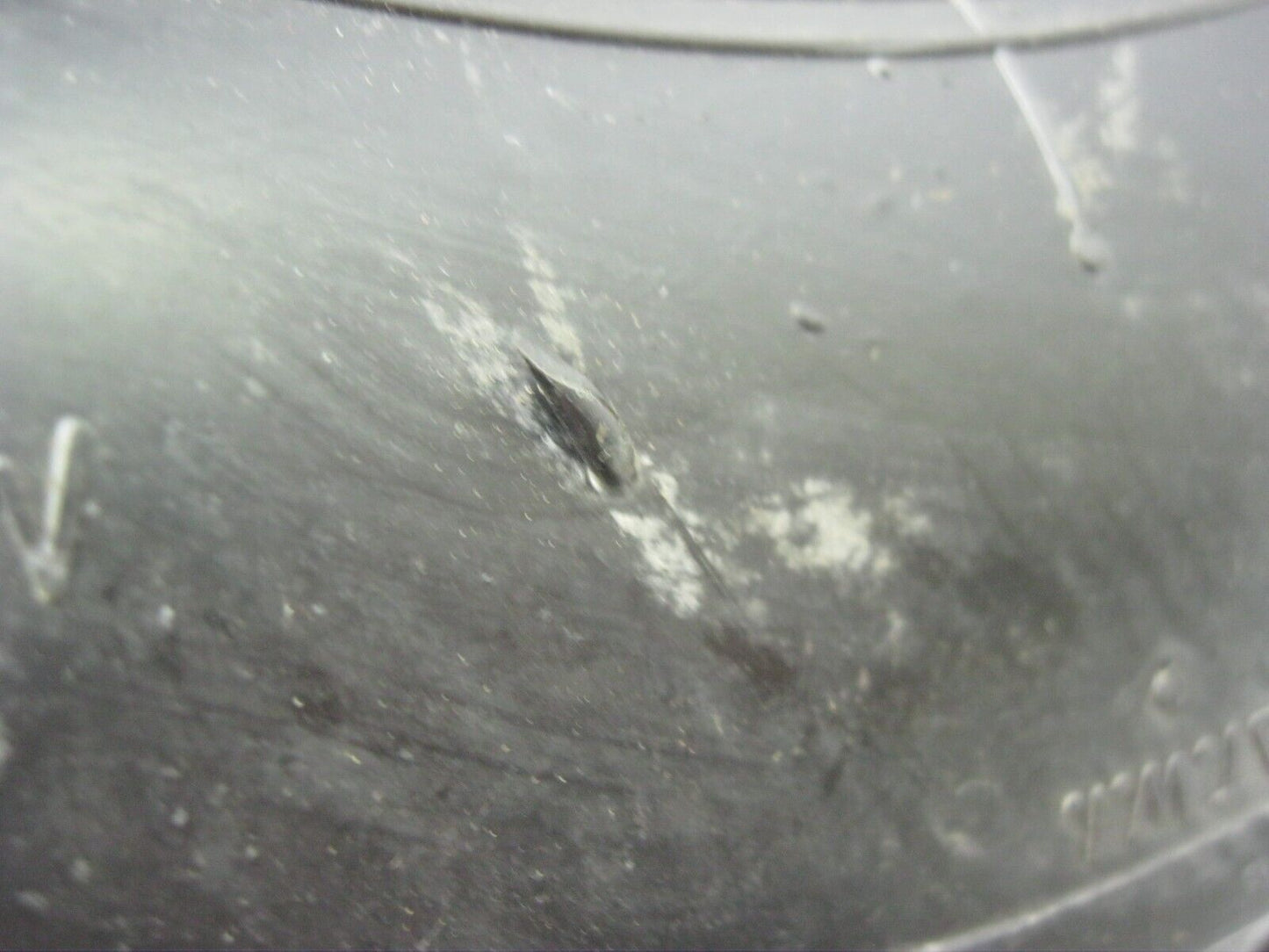 Unbranded 4.00-8 Wheelbarrow Tire Assembly for a 5/8" Axle & Max Load 550 Lbs