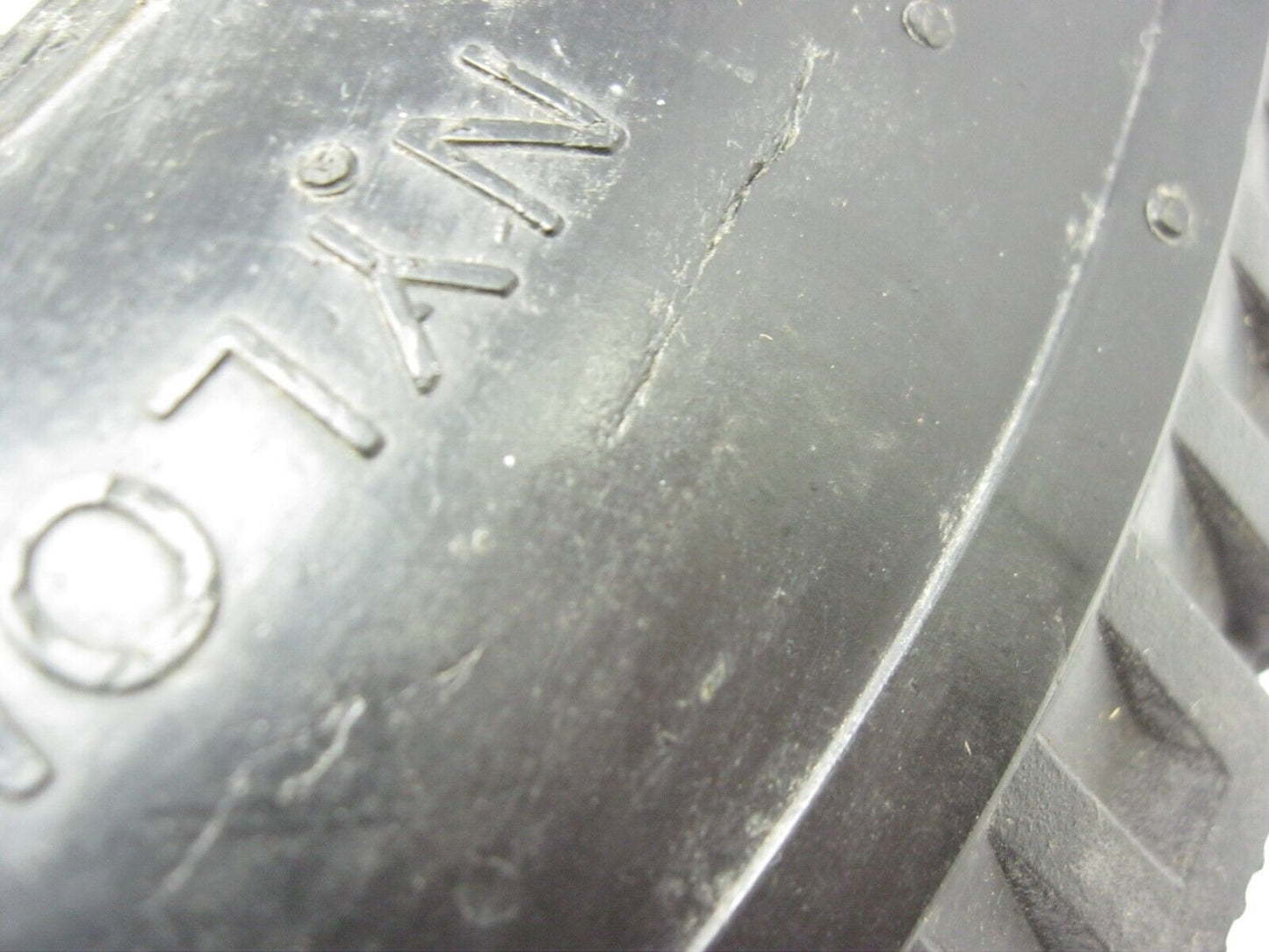 Unbranded 4.00-8 Wheelbarrow Tire Assembly for a 5/8" Axle & Max Load 550 Lbs