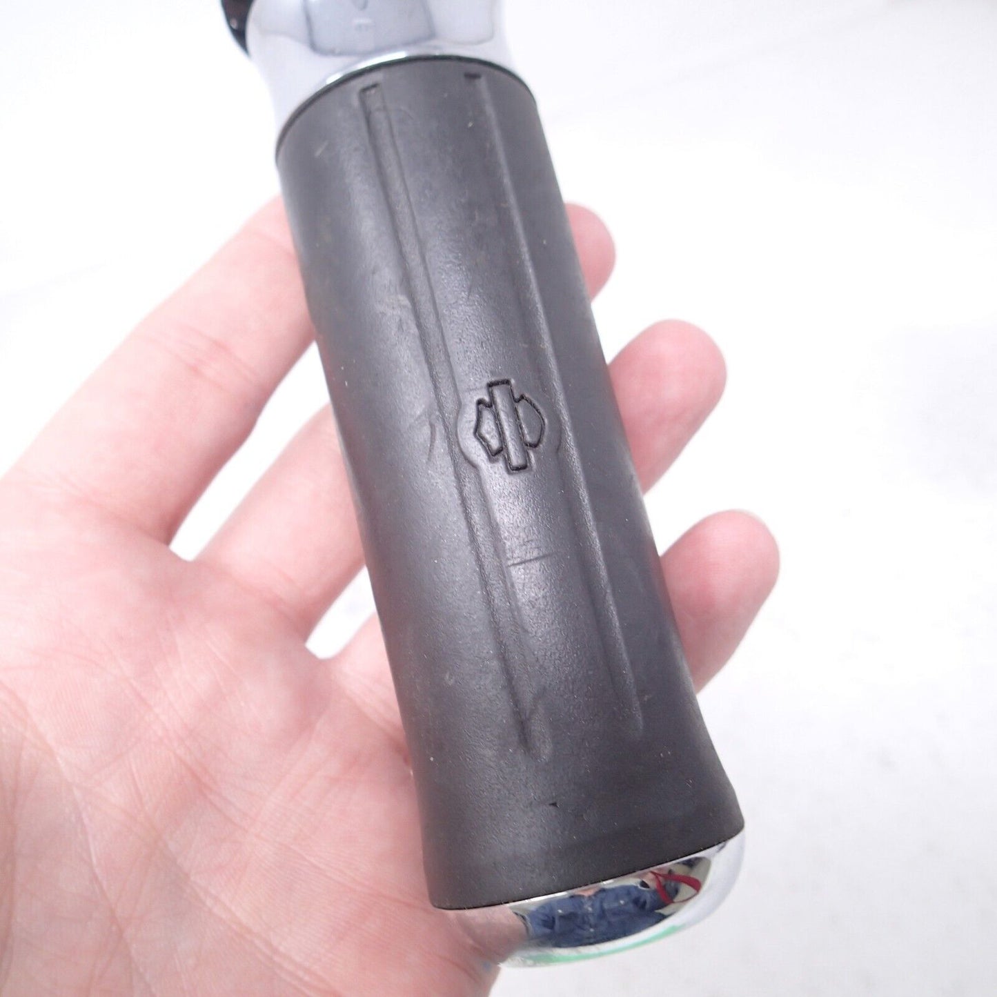 56799-04 96-UP Harley Davidson Dyna Softail CONTOURED CHROME RUBBER GRIP Clutch