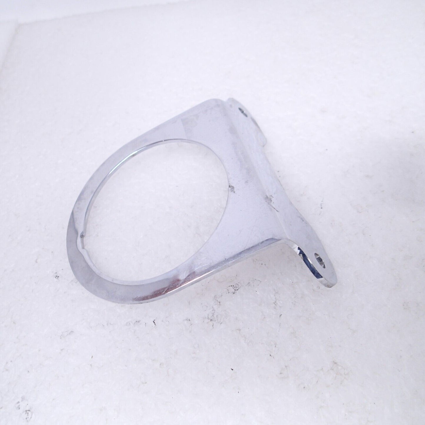 Genuine HARLEY DAVIDSON CHROME SPEEDOMETER MOUNTING BRACKET  67053-92