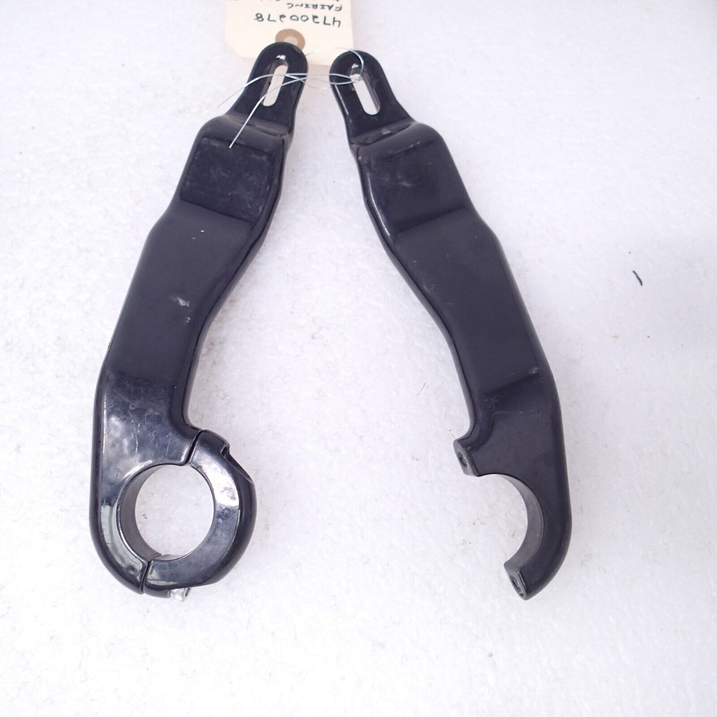 Road Glide Fairing Support Kit Gloss Black 47200278 Missing 1clamp bolts