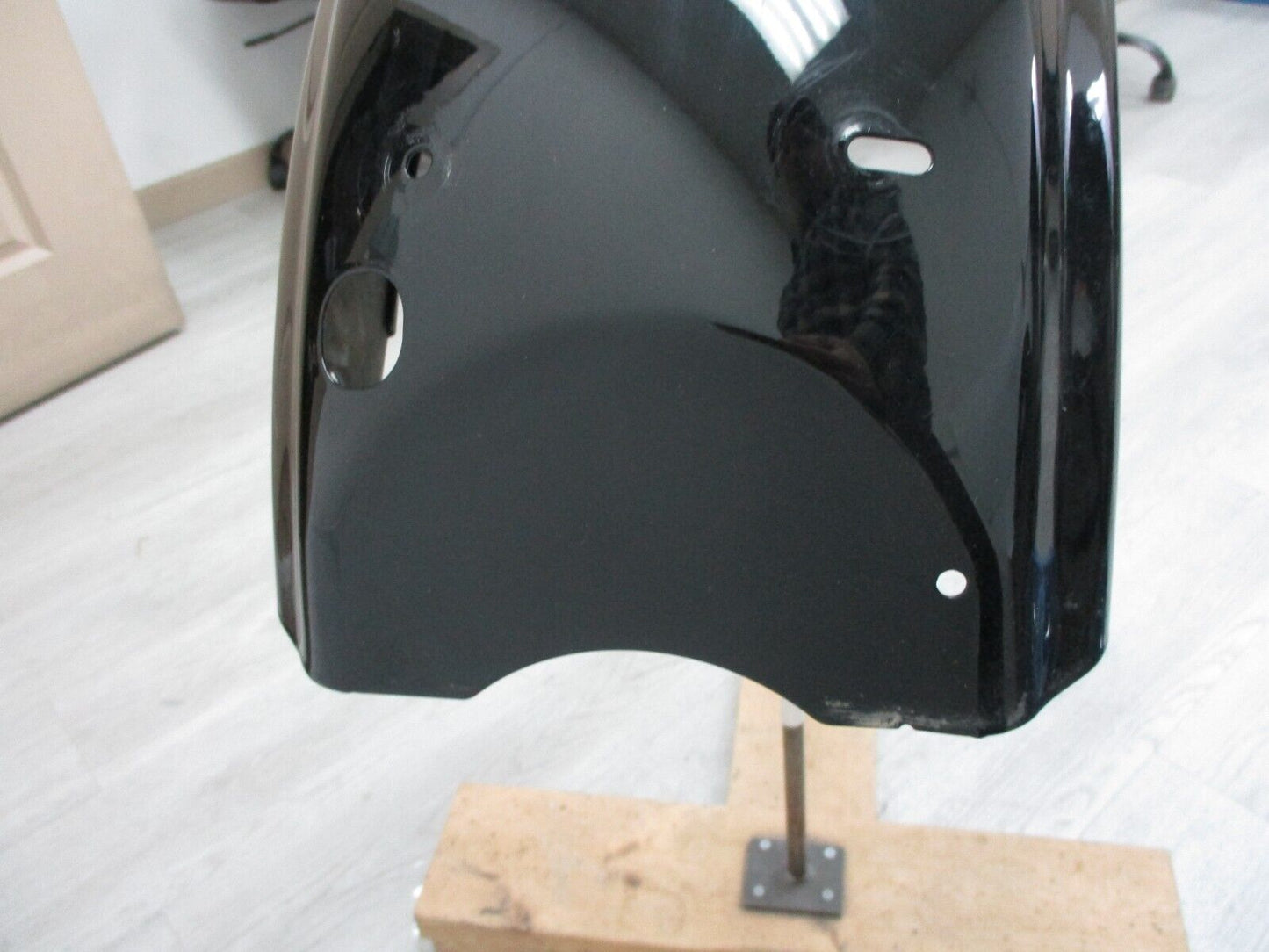 (Dent) Harley Davidson OEM FLTRXS 59500166DH Rear Fender Vivid Black 14-16