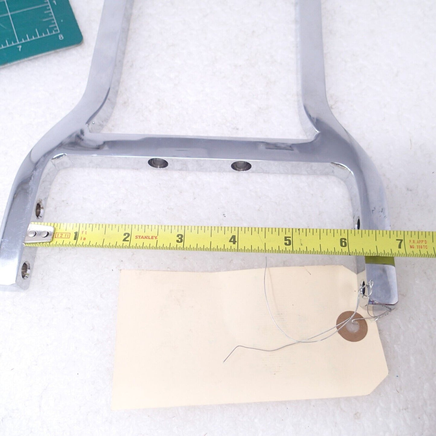 USED Genuine Harley Dyna Sportster UPRIGHT SISSYBAR LOW-INSERT STYLE 51515-02