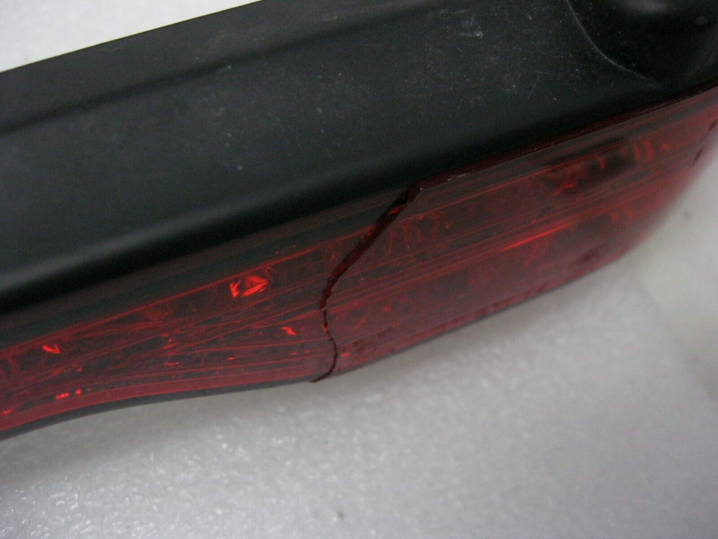 Harley-Davidson 14-23 Touring Tour-Pak Wrap-Around Tail Light (Damaged) 67800093