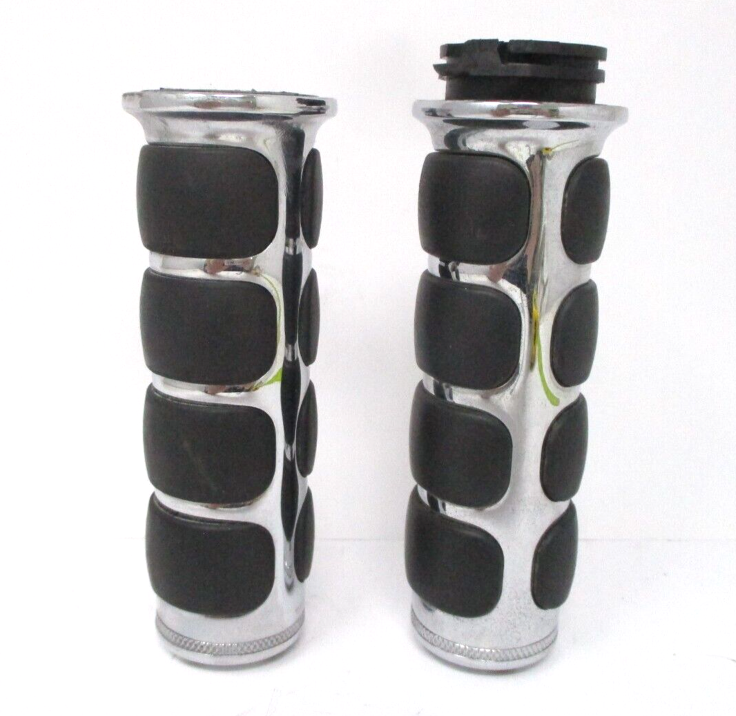 Kuryakyn ISO-Grips Molded Rubber for '08-Up Harley Davidson Models FLHTCUI