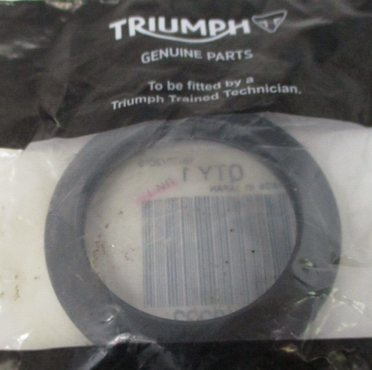 NEW OEM TRIUMPH SEAL, DUST T2040323