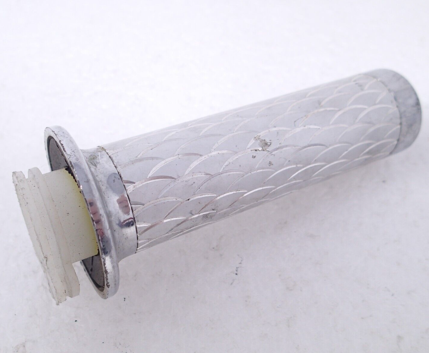 Chrome Aluminum Scooter Throttle Grip (ONE) 2447 USED