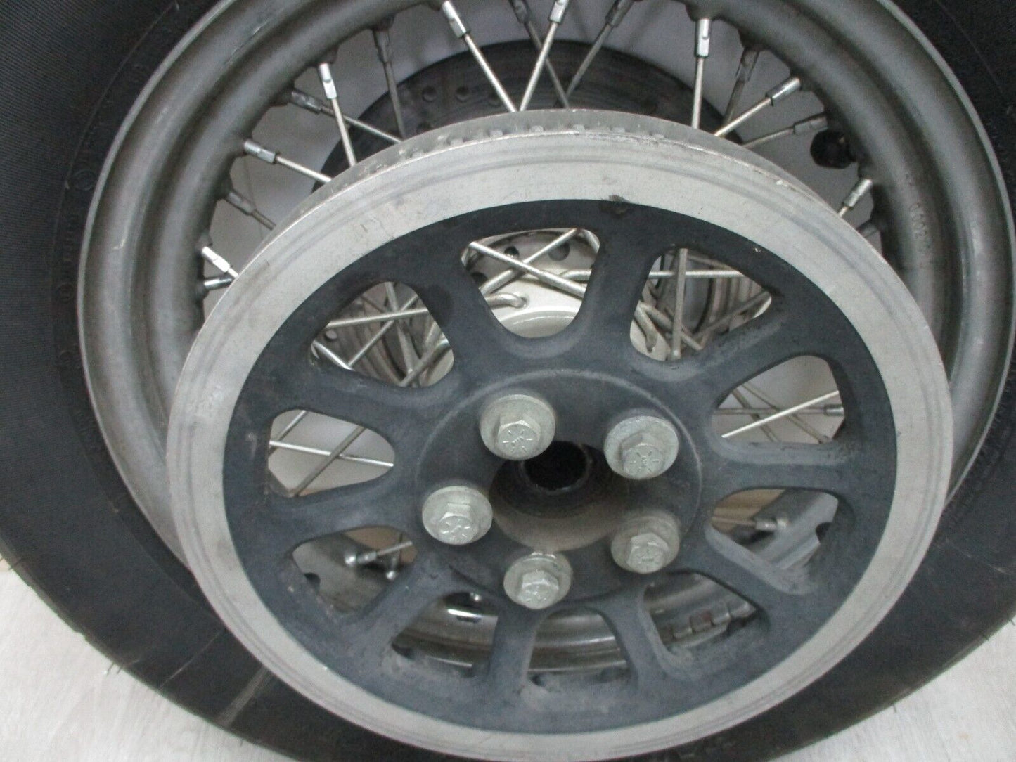 Harley 40 Spoke Chrome Rim Wheel & Tire D401T 150/80B16 41797-00 / 5848674