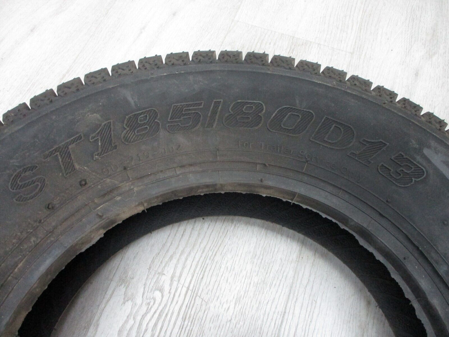 NOS Sea-Doo Pneu Tire ST185/80D13 DOT 2319 271001812 OEM