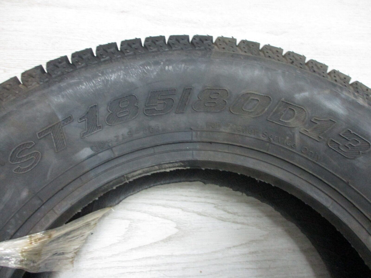 NOS Sea-Doo Pneu Tire ST185/80D13 DOT 2319 271001812 OEM