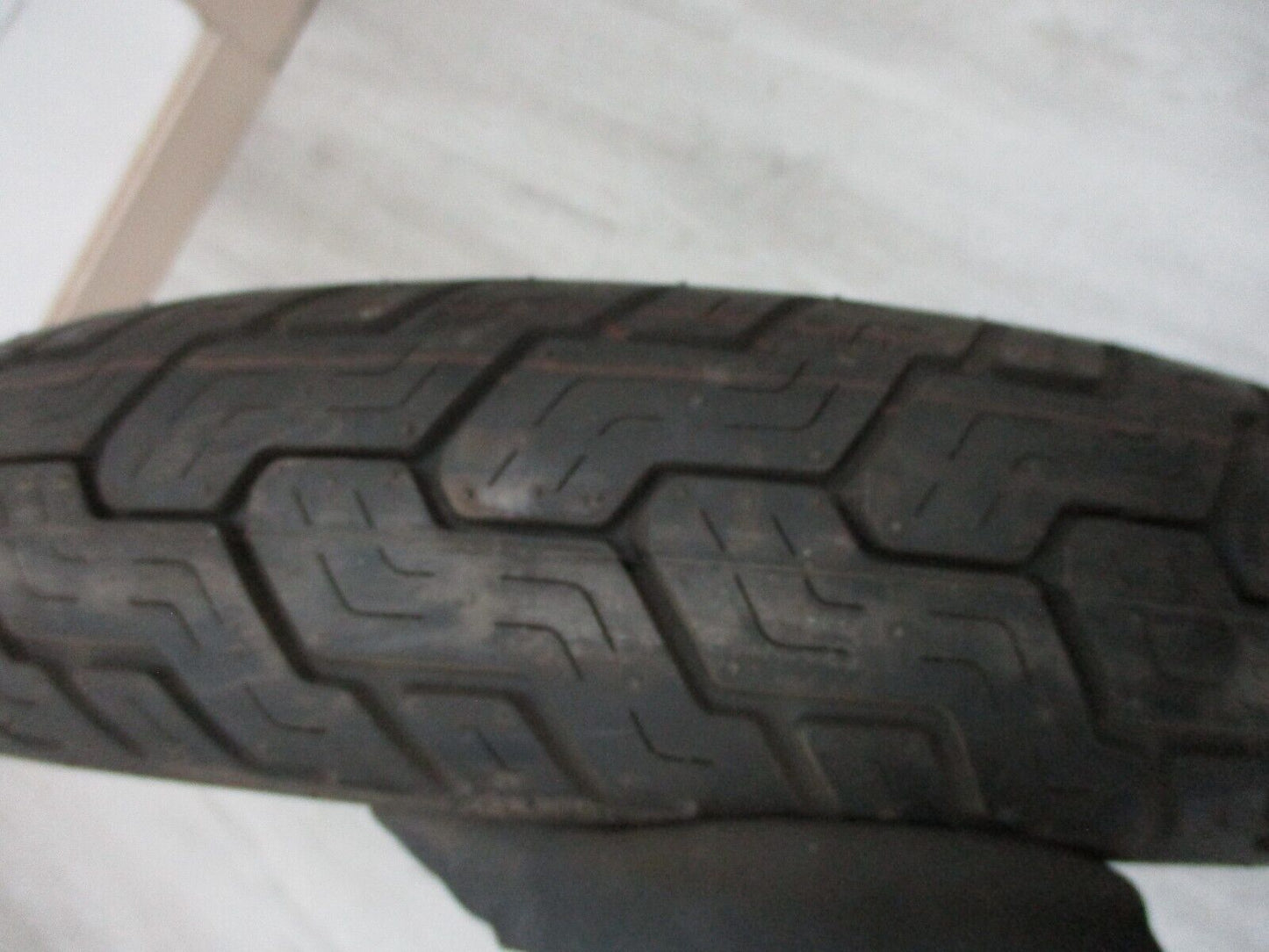 USED (Cruiser/Touring) Rear Tire DUNLOP D404 110/90-18 0306-0008 (2008 Y)