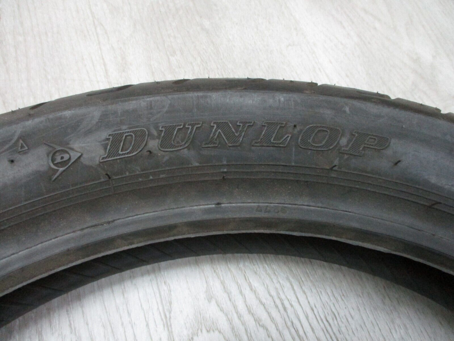 USED (Cruiser/Touring) Rear Tire DUNLOP D404 110/90-18 0306-0008 (2008 Y)