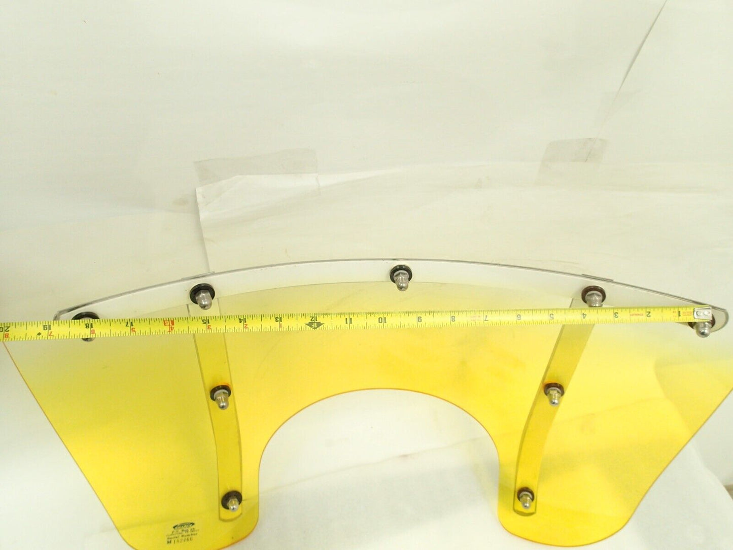 Memphis Shades 17 in Memphis Slim Windshield (9 in Cutout) 17" FLHR GRAD YELLOW