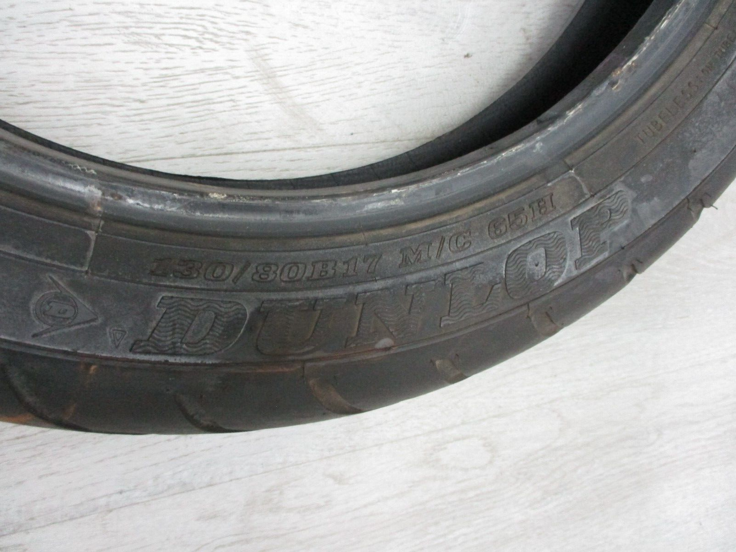 USED DUNLOP AMERICAN ELITE 65H FRONT TIRE 130/80B17 MOTORCYCLE (2010Y)