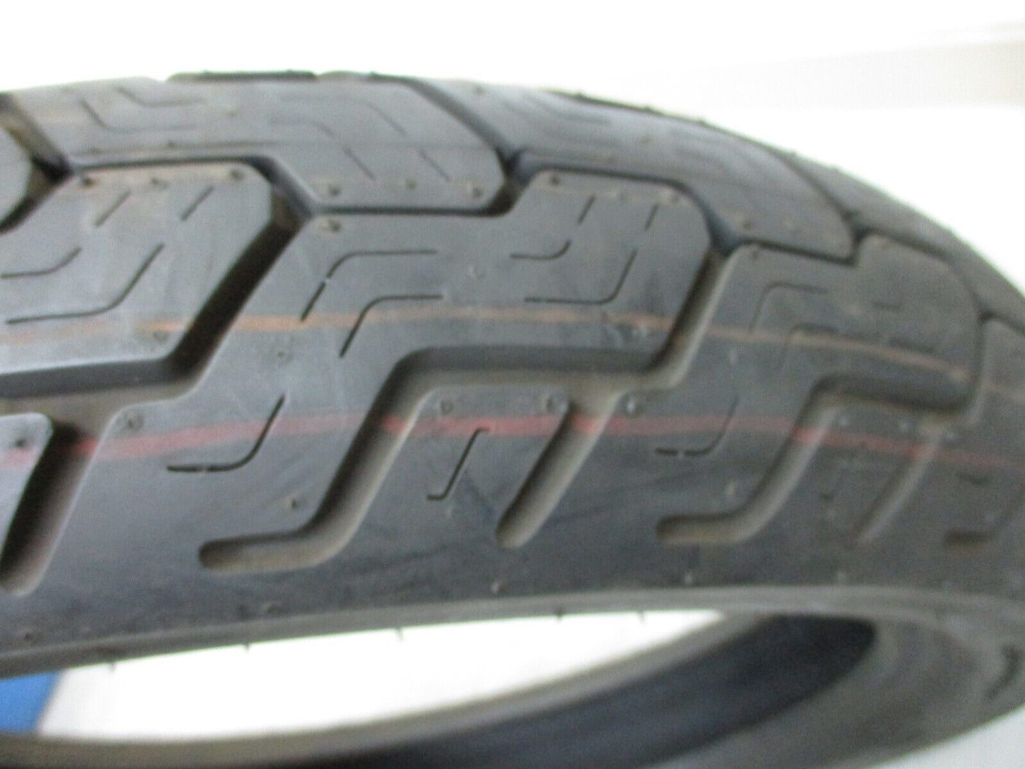 USED New Motorcycle Dunlop D404 110/90-18 Front Tire/ 0306-008 / 2008year USED