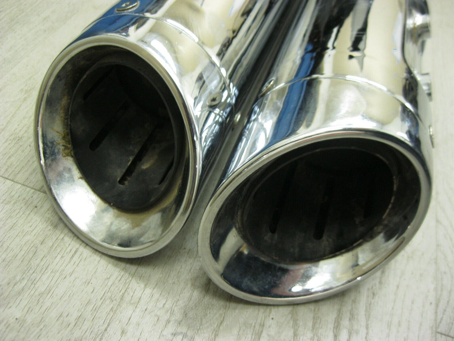 Harley-Davidson OEM 2017 Street Glide Screamin Eagle Pipes 64900444/64900438