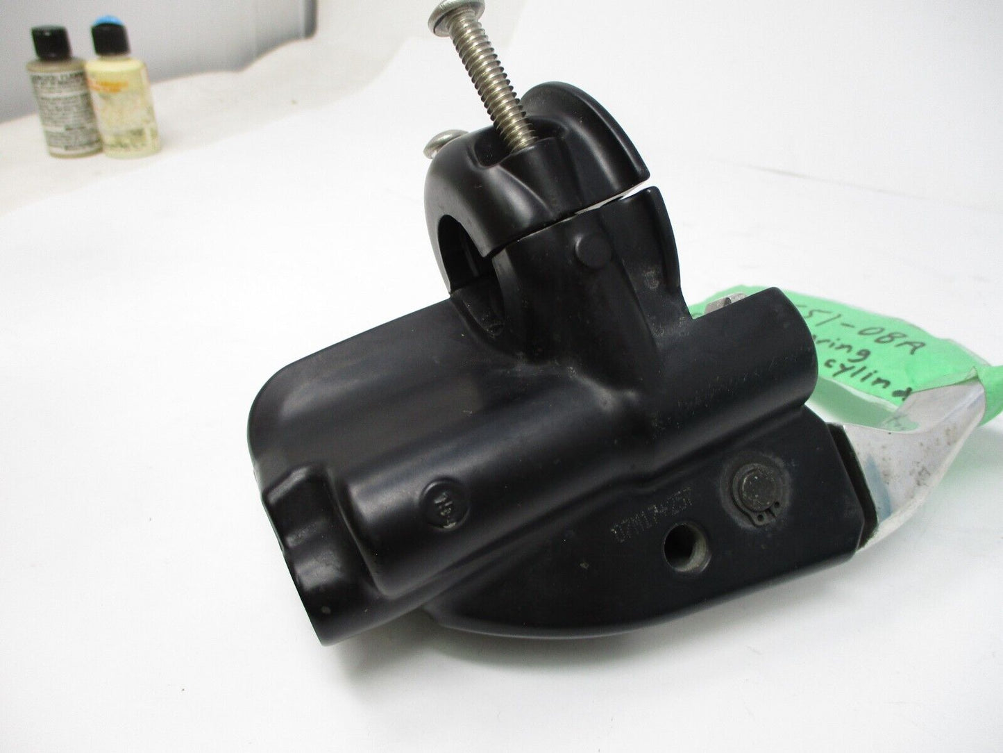 2014 Harley Touring FLHX Street Glide Front Brake Master Cylinder 44551-08