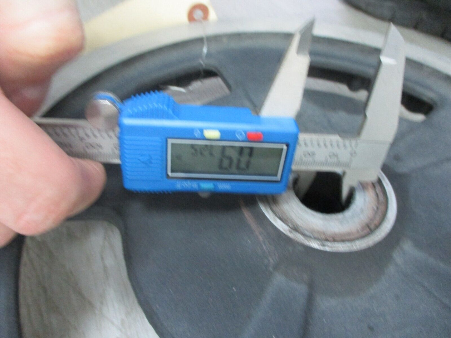 HARLEY DAVIDSON 2014 TOURING STREET REAR DRIVE SPROCKET PULLEY OEM 40217-09