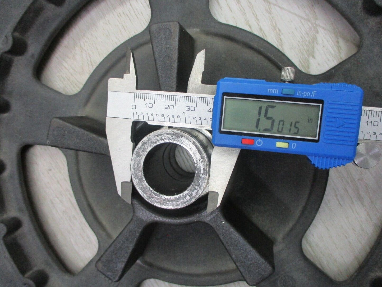 HARLEY DAVIDSON 2014 TOURING STREET REAR DRIVE SPROCKET PULLEY OEM 40217-09