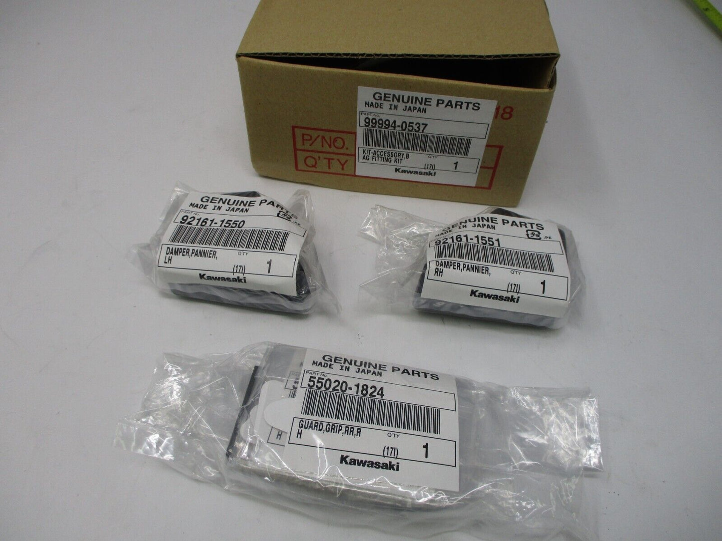 GENUINE OEM KAWASAKI KLE650 VERSYS LUGGAGE BAG FITTING KIT 99994-0537