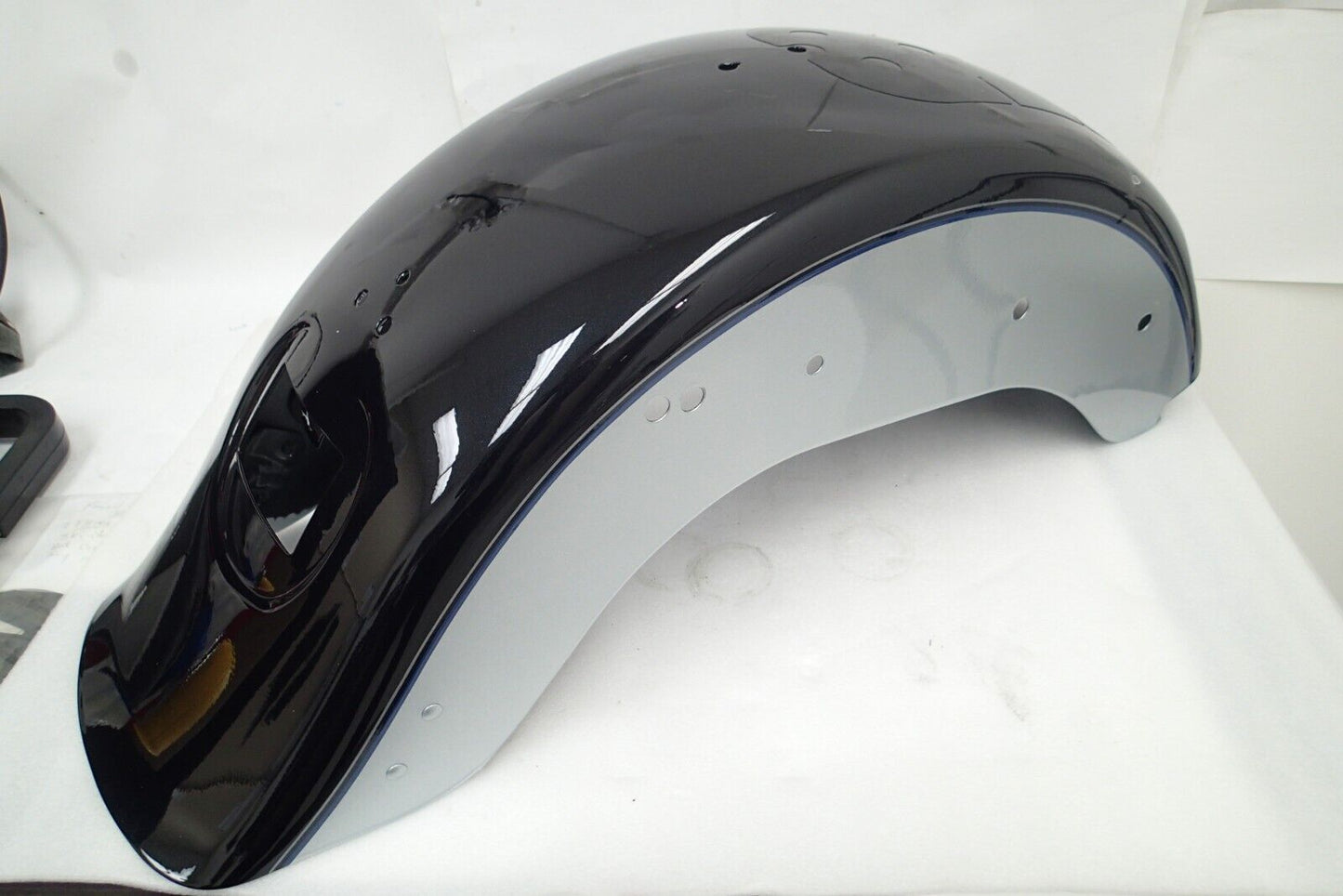 Harley Davidson OEM Fat Boy Rear Fender Midnight Blue/Silver 59596-12DKG VIDEO