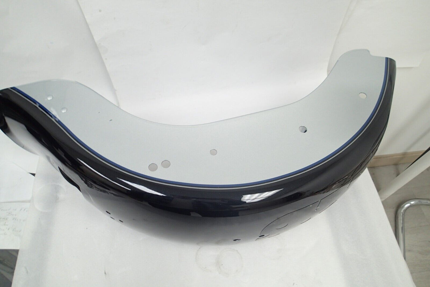 Harley Davidson OEM Fat Boy Rear Fender Midnight Blue/Silver 59596-12DKG VIDEO