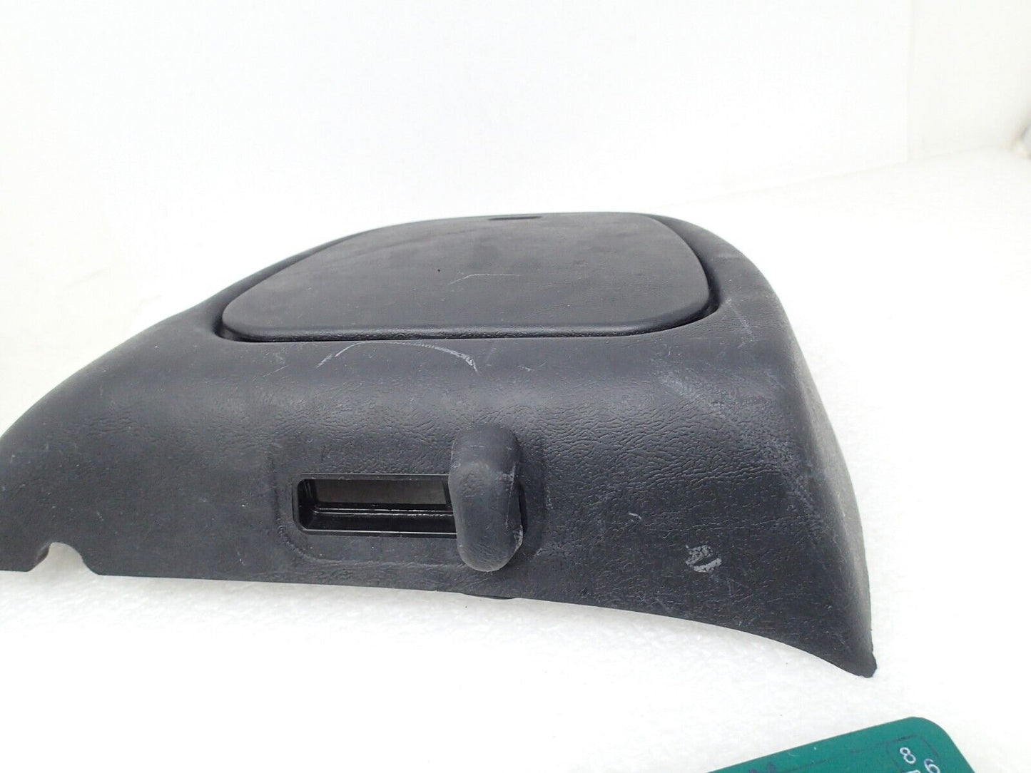 Harley-Davidson FRAME, GLOVE BOX, RIGHT  57100098