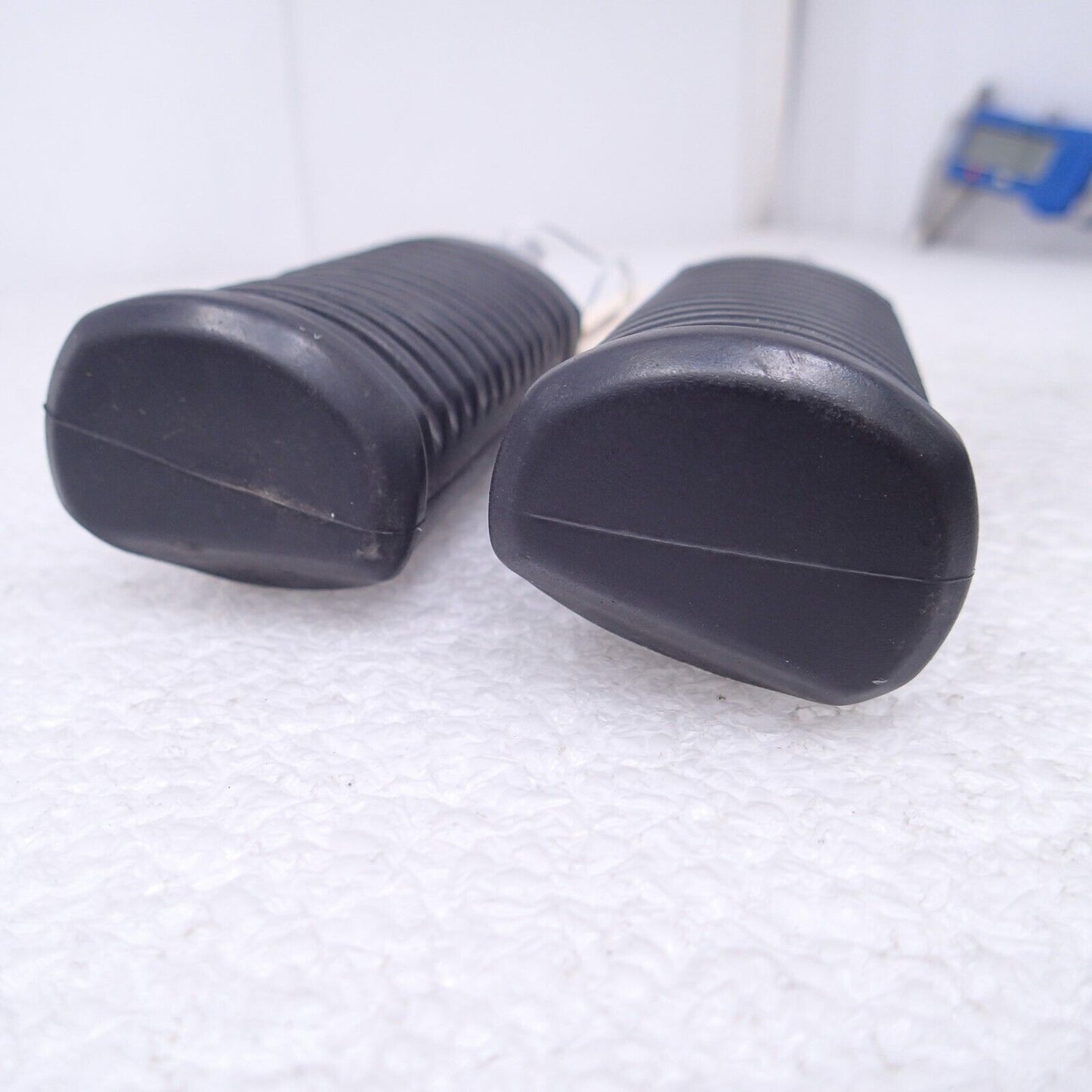 Harley-Davidson OEM 18-22 Rider Foot Pegs  (Pair) 50501106 & 50501107