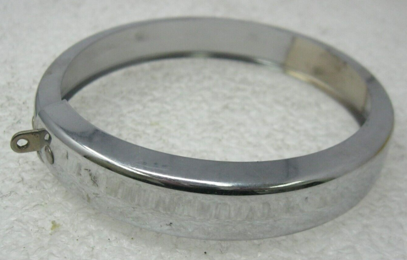 Harley-Davidson OEM 83-2002 Touring 4.5" Chrome Passing Lamp Bezel 68725-62