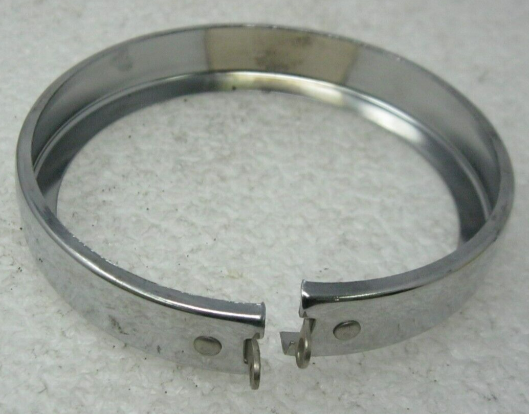 Harley-Davidson OEM 83-2002 Touring 4.5" Chrome Passing Lamp Bezel 68725-62