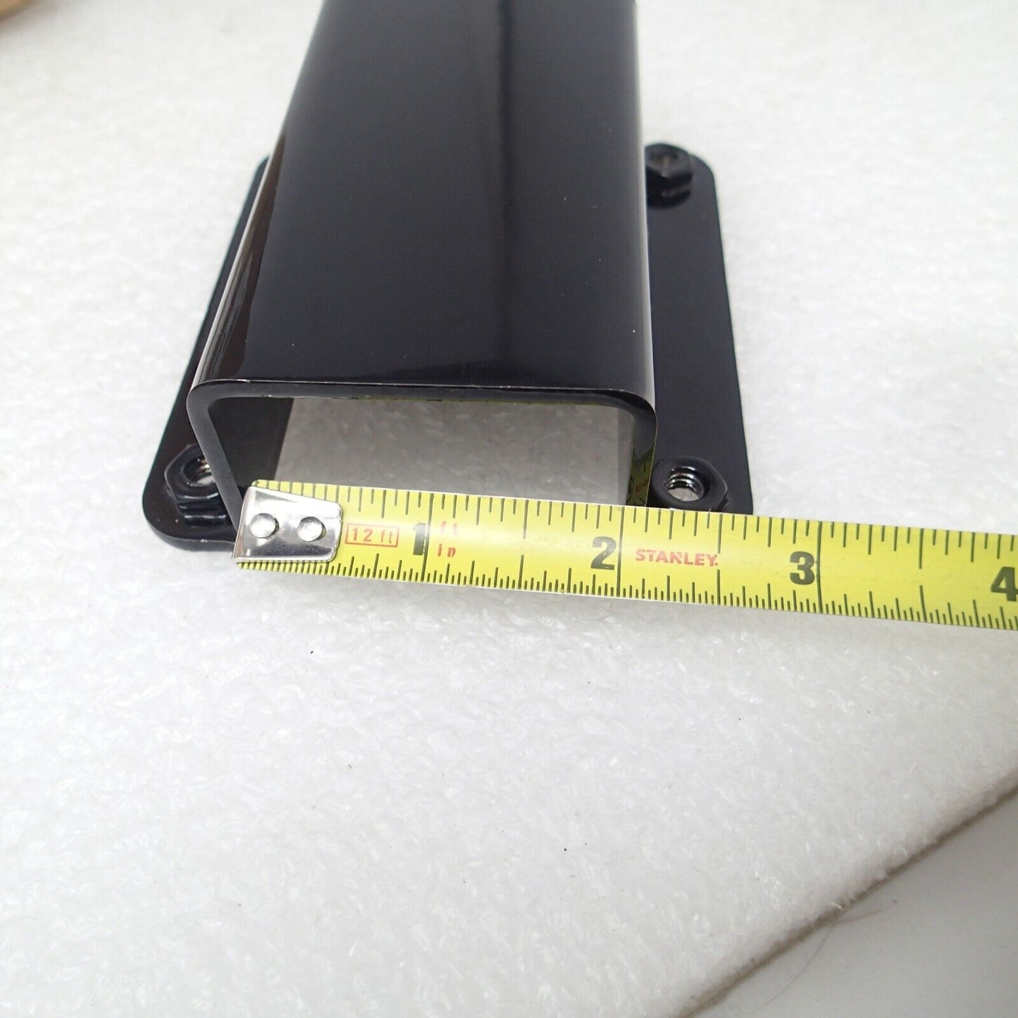 Harley-Davidson Single-Sided Black Swingarm Bag Support 22-24 RH975 90202532
