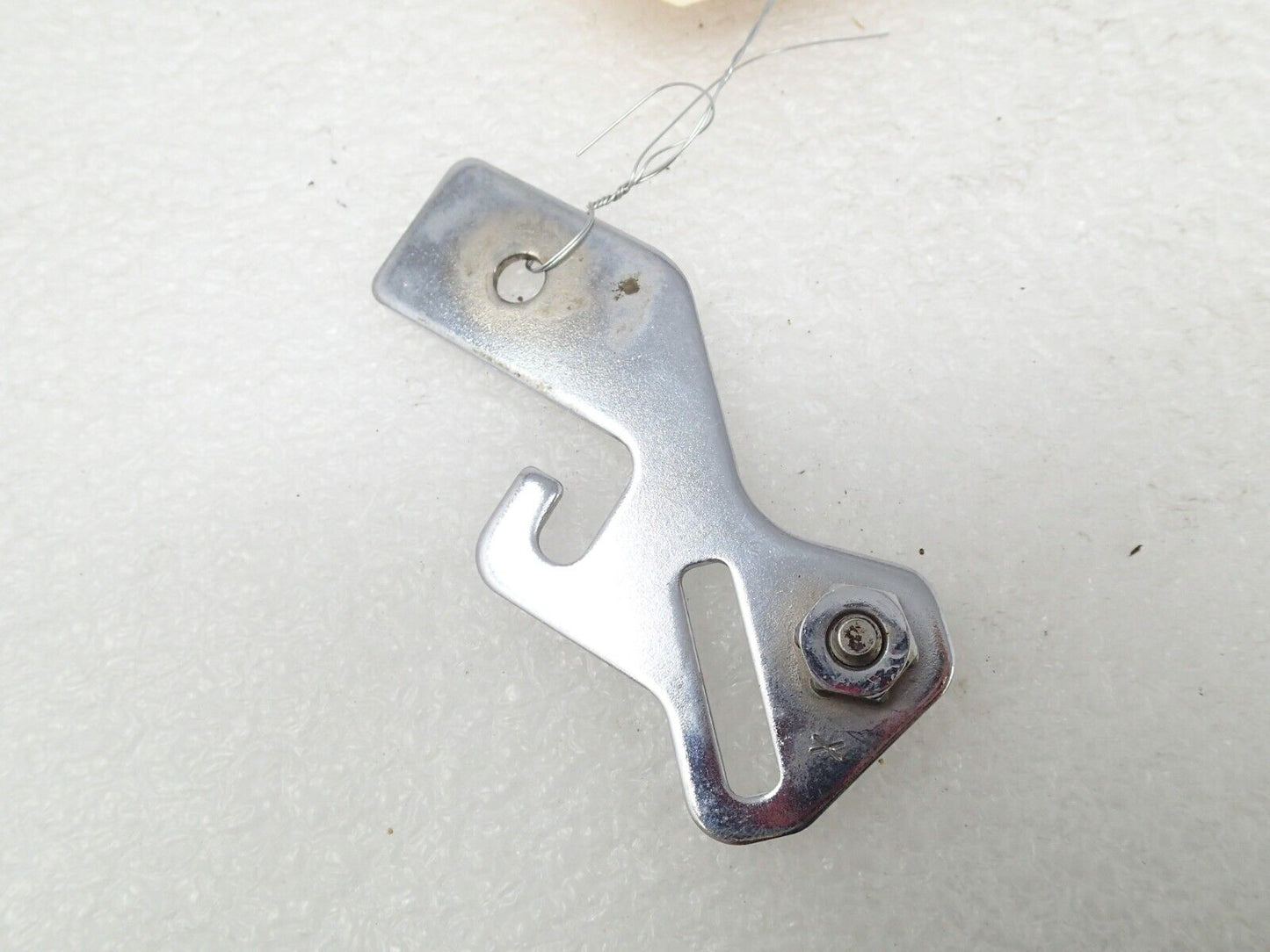 2007-2012 Harley Davidson Electra Glide Limited SEAT HANDLE STRAP BRACKET
