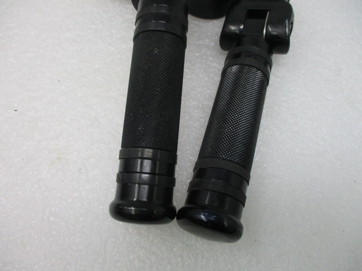 Motorcycle Malle mount Foot Pegs Footrests Footpeg CLAMP Electra Glide FXSB