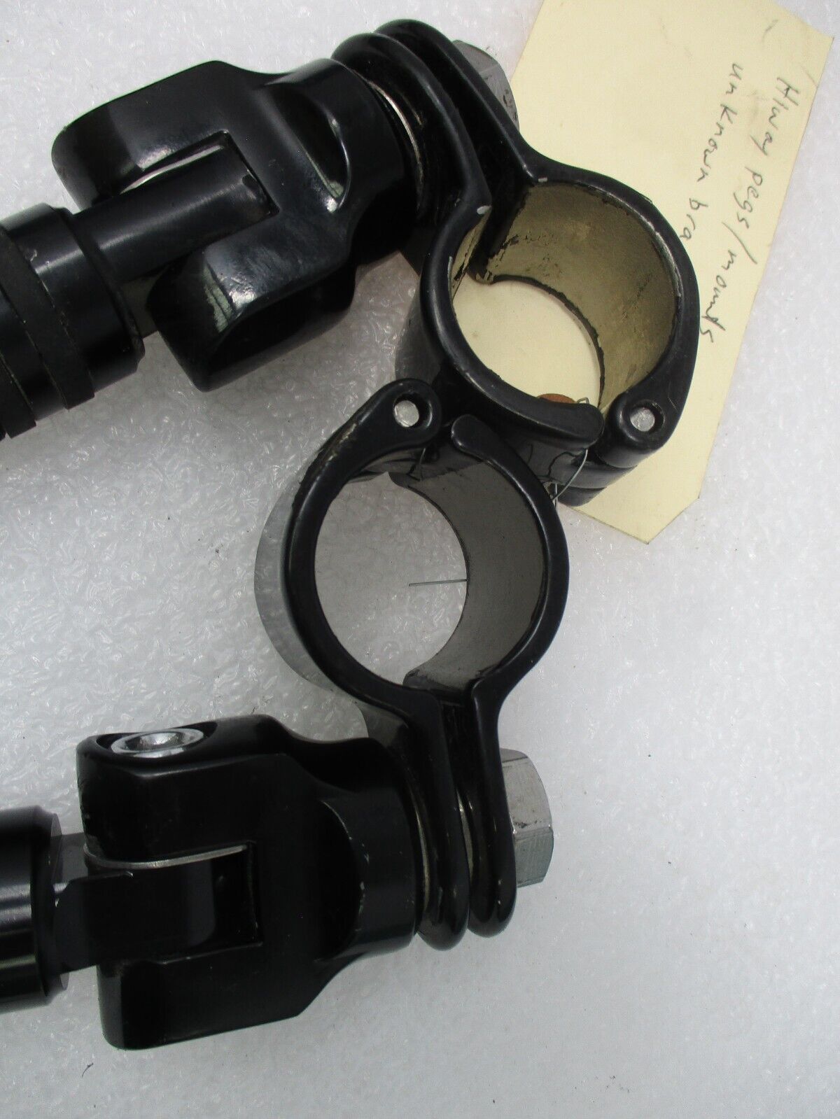 Motorcycle Malle mount Foot Pegs Footrests Footpeg CLAMP Electra Glide FXSB