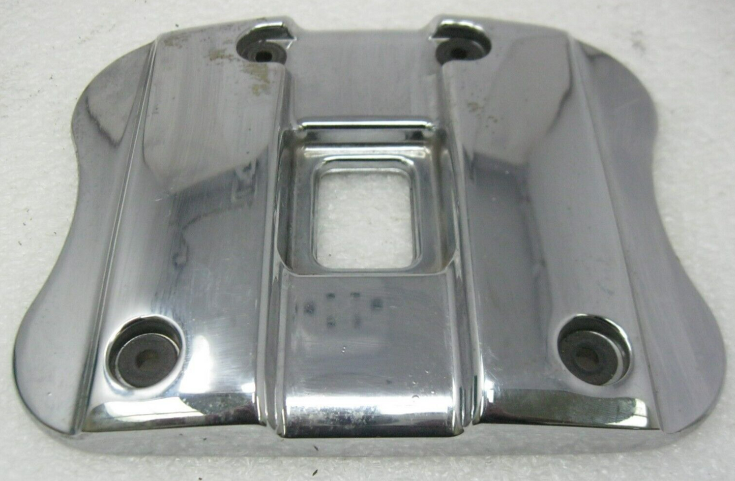 Harley-Davidson OEM 95-03 XL Chrome Rocker Cover (Cast # 17581-95)  17501-86B