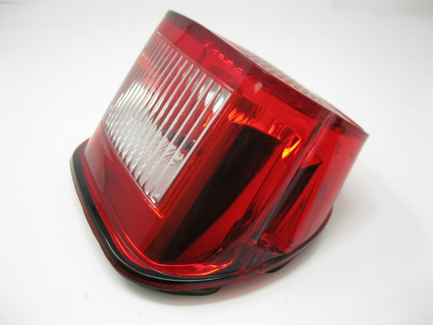 Harley-Davidson OEM Tail Light with Clear License Plate Insert 68368-03