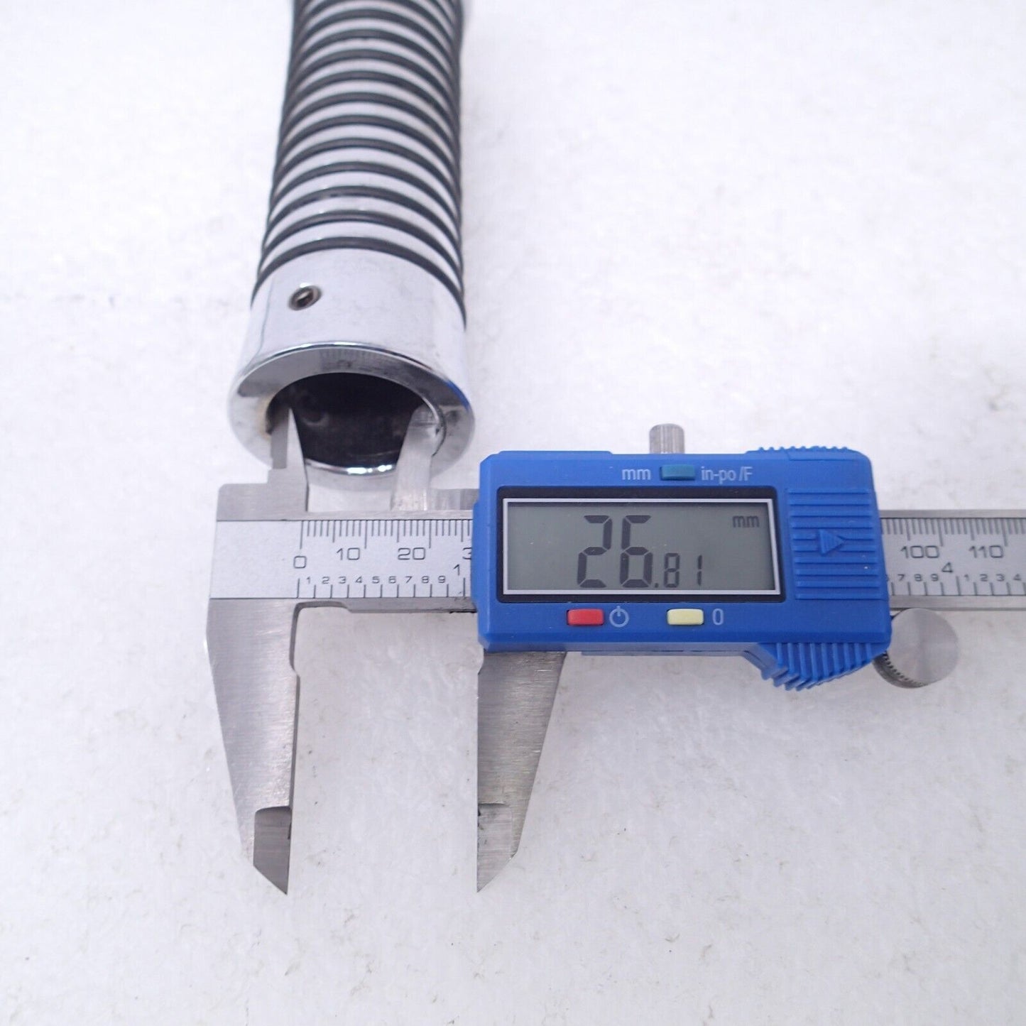 Chrome Sundance Grip for Harley Honda Suzuki Kawasaki Universal O-Ring Grip