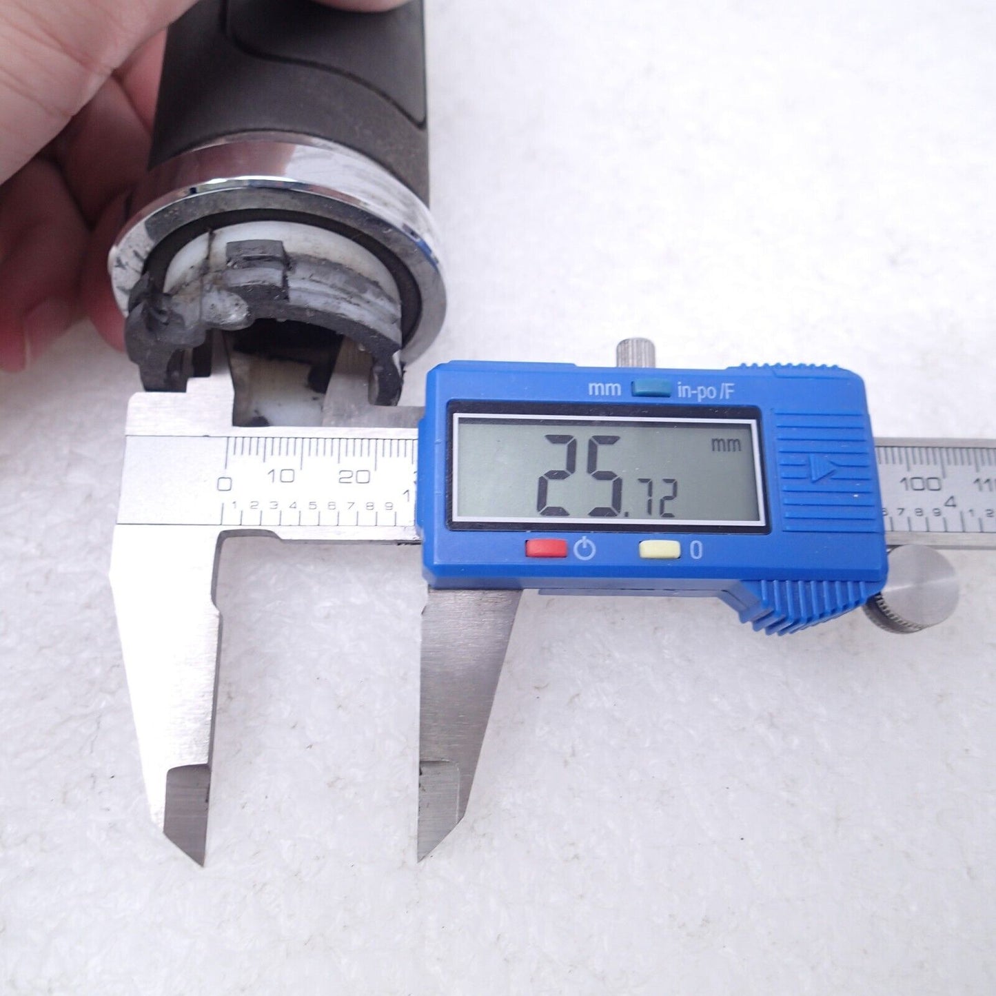 Vtg  GALINDO DESIGNS Hand Grips 1" Rubber Chrome Chopper USA Made ONE SINGLE!