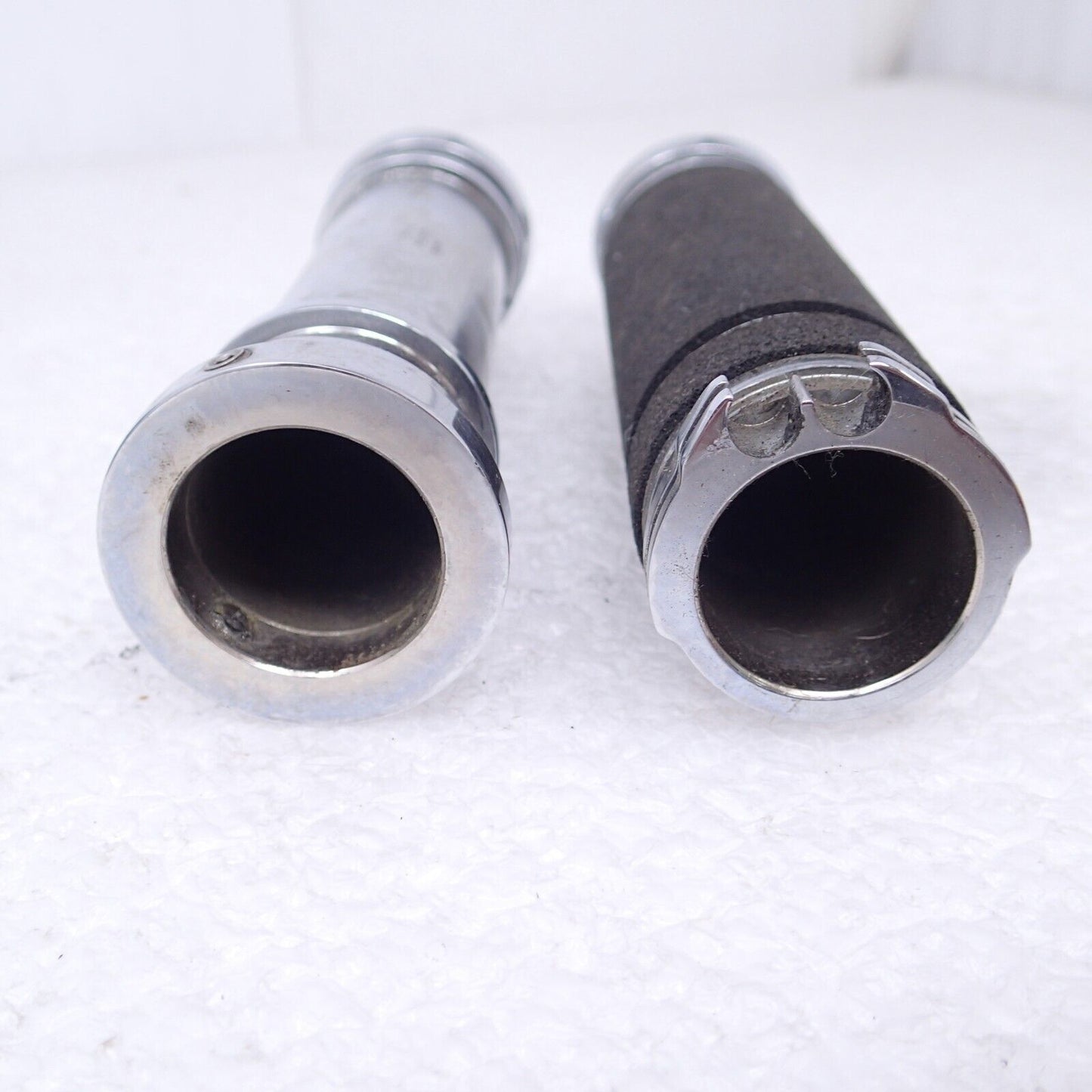 American Ironhorse Custom Chopper Harley Grips Chrome 1" Bars Aih Pointed USED