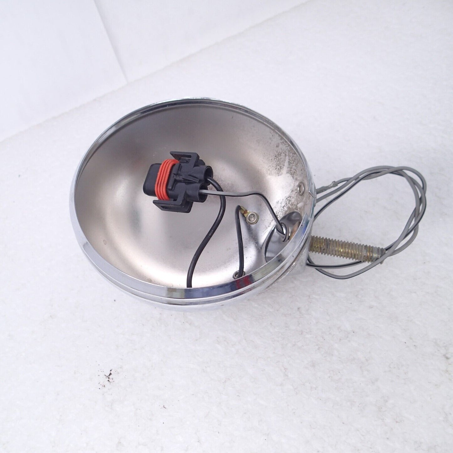 2006 Harley Softail Classic Front Left Fog Light Housing Shell Bucket 72160-06