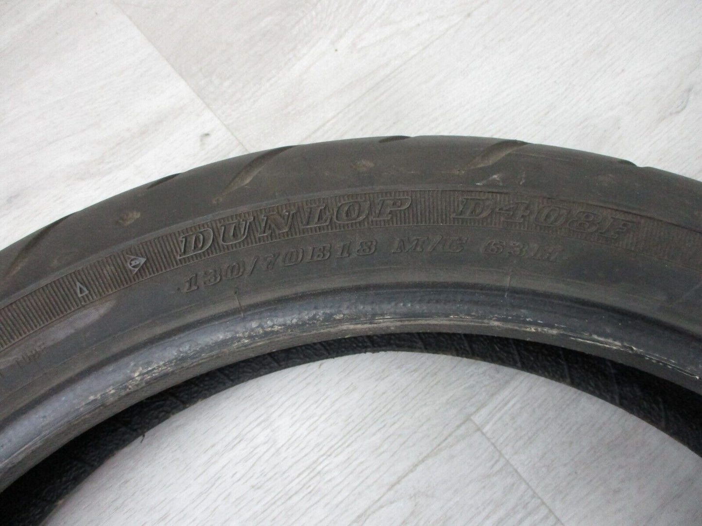 USED!! DUNLOP D408F 130/70 B18 MC 63H 2319 FRONT TIRE USED USED !!!