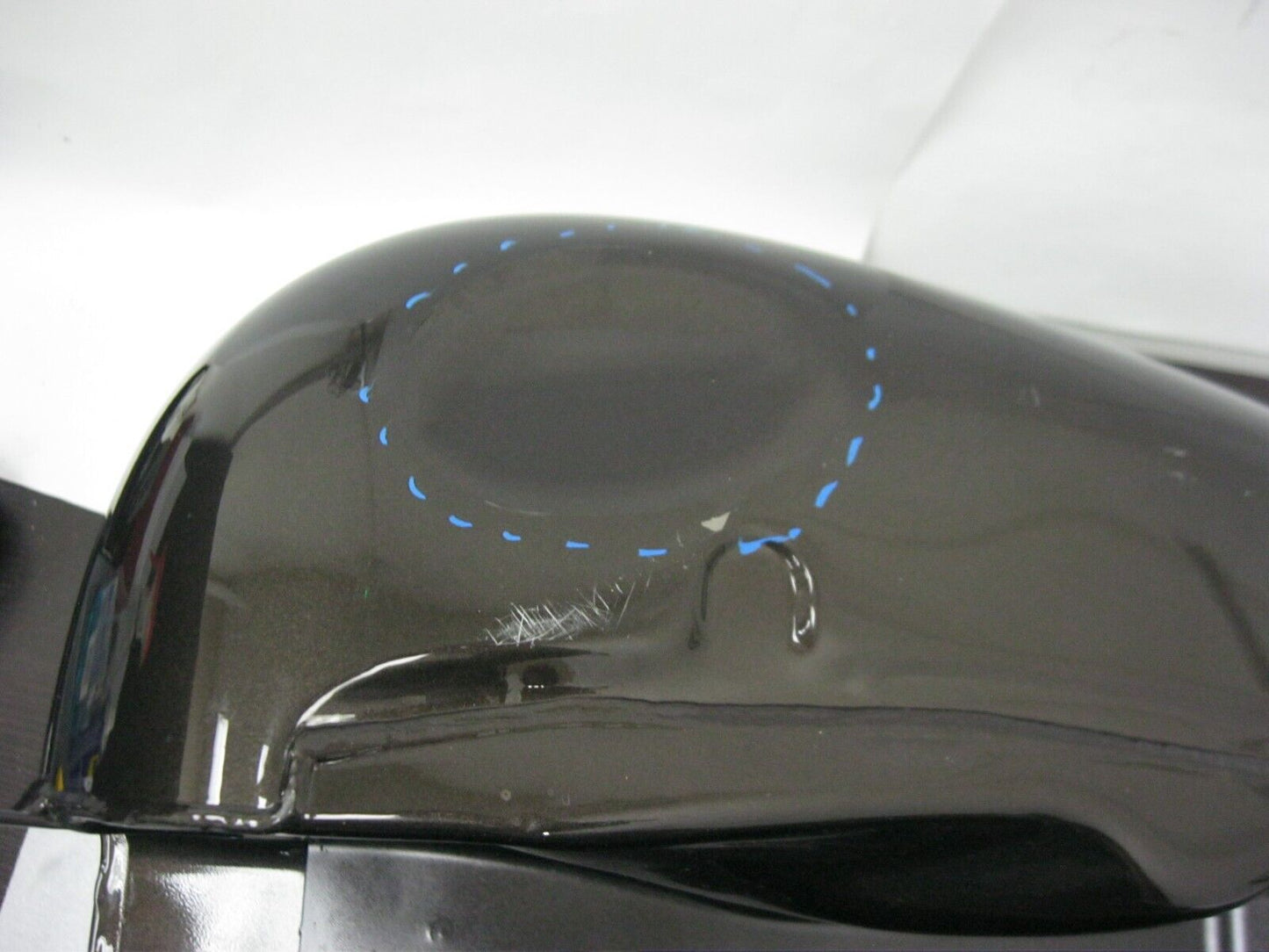 Harley Davidson FUEL TANK GAS 09+ Touring 61356-08 Bronze?